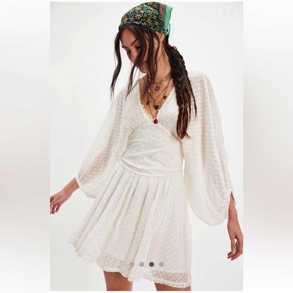 FREE PEOPLE Sweet Dreams Mini Dress NWT MSRP $168
*Sold Out Size & Color*